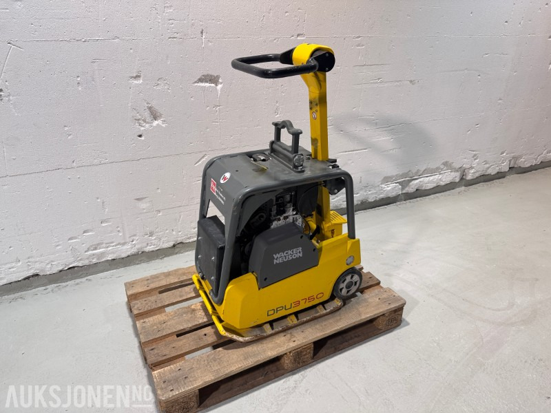 2024 Wacker Neuson DPU3750H – Reverserbar vibroplate for effektiv komprimering - רולר: תמונה 2 2024 Wacker Neuson DPU3750H – Reverserbar vibroplate for effektiv komprimering - רולר: תמונה 2