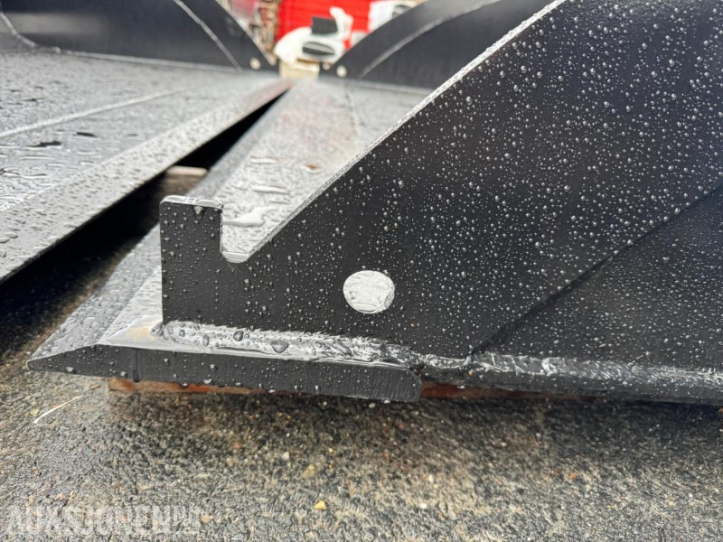 2025 Planeringsskuffe for hjullaster med BM feste - צרופה עבור מכונת בנייה: תמונה 4 2025 Planeringsskuffe for hjullaster med BM feste - צרופה עבור מכונת בנייה: תמונה 4