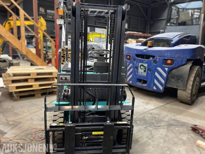 2025 Rippa R525D Elektrisk gaffeltruck, 2500kg, vedlikeholdsfrie batterier, display - ציוד לטיפול בחומרים: תמונה 2 2025 Rippa R525D Elektrisk gaffeltruck, 2500kg, vedlikeholdsfrie batterier, display - ציוד לטיפול בחומרים: תמונה 2