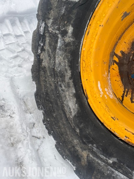 4 stk Volvo L90 hjul Bridgestone 20.5 R25 - צרופה עבור מכונת בנייה: תמונה 4 4 stk Volvo L90 hjul Bridgestone 20.5 R25 - צרופה עבור מכונת בנייה: תמונה 4