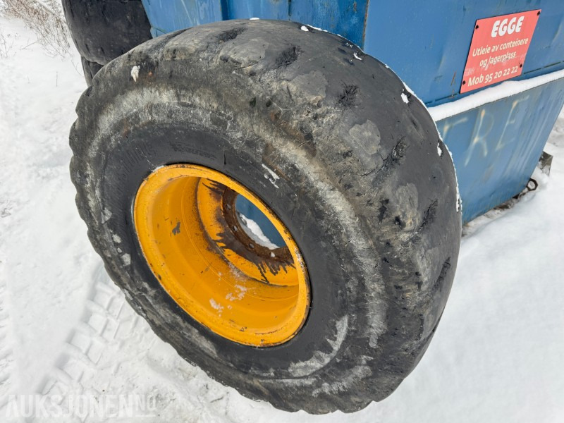 4 stk Volvo L90 hjul Bridgestone 20.5 R25 - צרופה עבור מכונת בנייה: תמונה 1 4 stk Volvo L90 hjul Bridgestone 20.5 R25 - צרופה עבור מכונת בנייה: תמונה 1