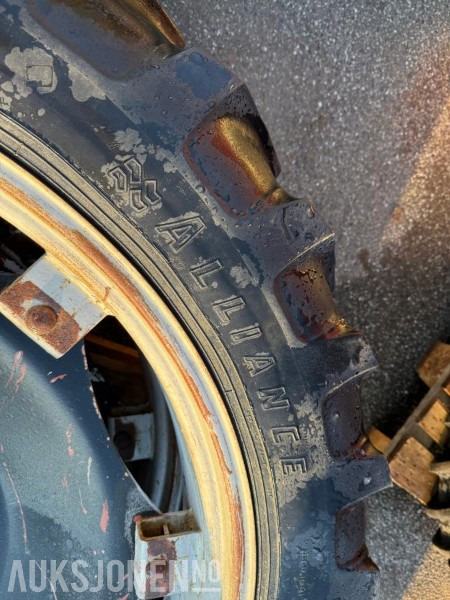 Alliance dekk til traktor - מכונה חקלאית: תמונה 4 Alliance dekk til traktor - מכונה חקלאית: תמונה 4