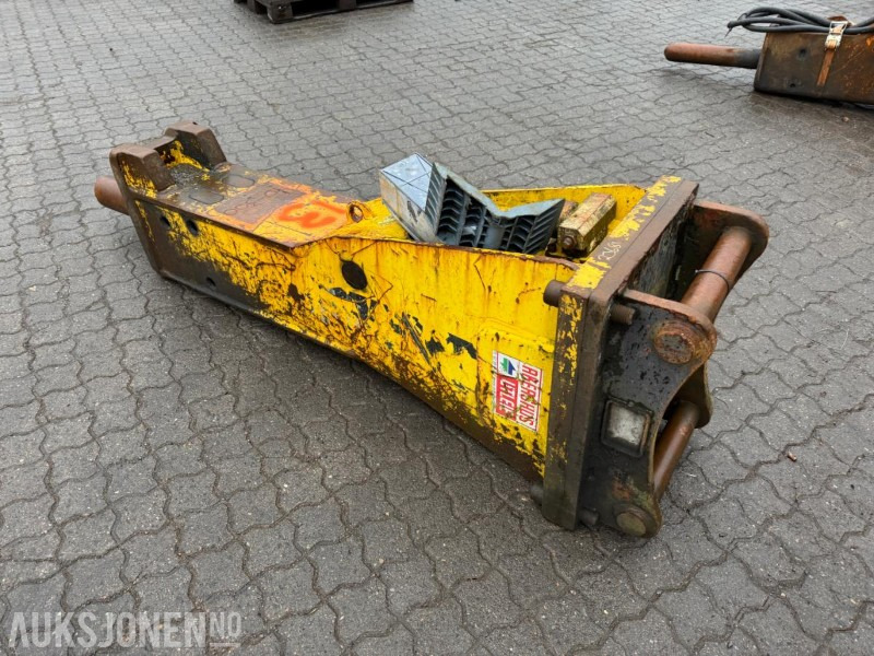 Atlas Copco MB 1200 pigghammer med S60 feste - צרופה עבור מכונת בנייה: תמונה 4 Atlas Copco MB 1200 pigghammer med S60 feste - צרופה עבור מכונת בנייה: תמונה 4