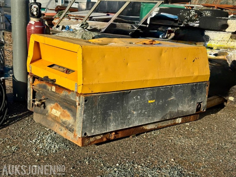 Atlas Copco XAS 98 Kompressor - ציוד בנייה: תמונה 1 Atlas Copco XAS 98 Kompressor - ציוד בנייה: תמונה 1