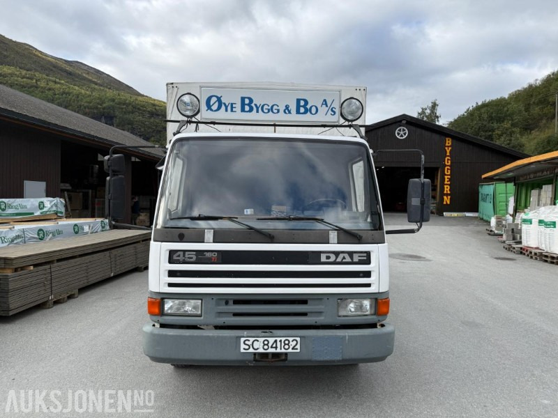 - DAF FA 45 160 C08 med høy nyttelast - משאית תיבה: תמונה 2 - DAF FA 45 160 C08 med høy nyttelast - משאית תיבה: תמונה 2