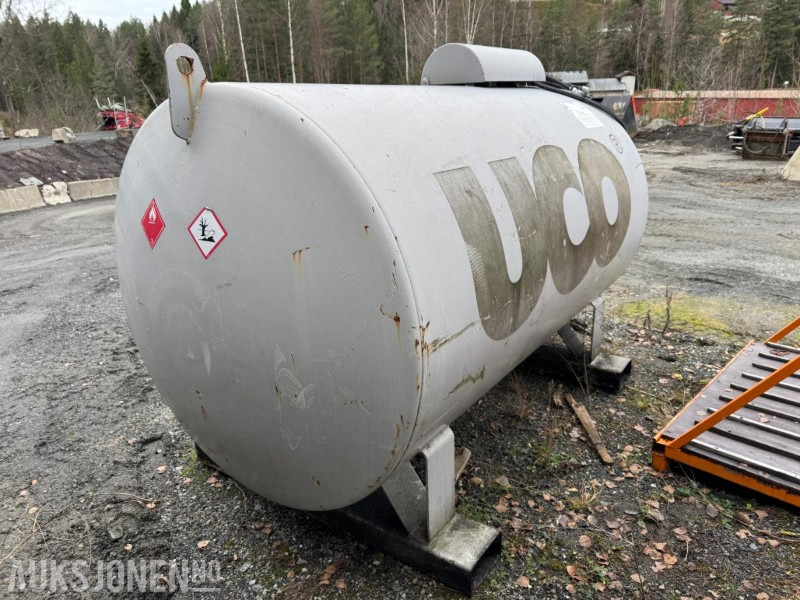 Dieseltank 2600 liter med pumpe - ציוד בנייה: תמונה 3 Dieseltank 2600 liter med pumpe - ציוד בנייה: תמונה 3