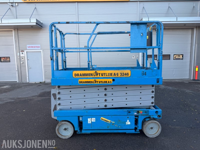 Genie GS3246 sakselift / 12 meter arbeidshøyde - פלטפורמה אווירית: תמונה 2 Genie GS3246 sakselift / 12 meter arbeidshøyde - פלטפורמה אווירית: תמונה 2