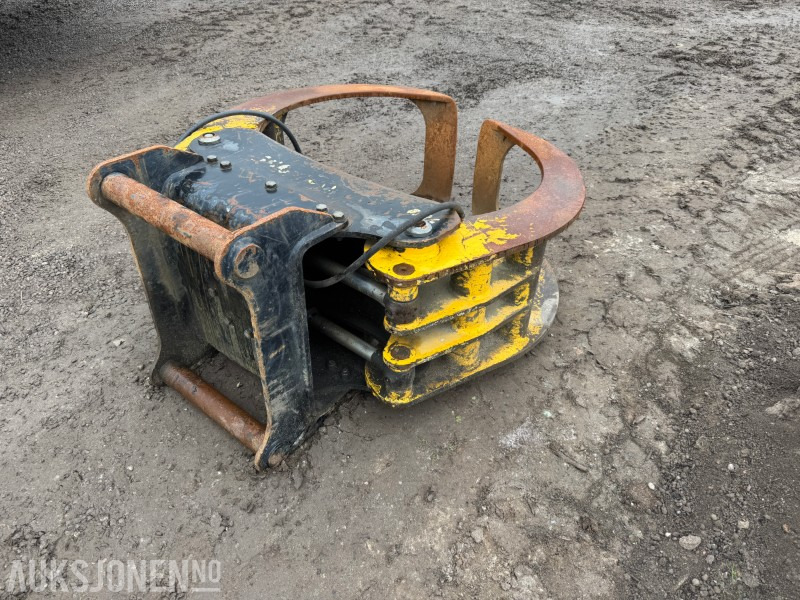 Gripen 055 Hydraulisk klo med S70-feste – repobjekt - צרופה עבור מכונת בנייה: תמונה 1 Gripen 055 Hydraulisk klo med S70-feste – repobjekt - צרופה עבור מכונת בנייה: תמונה 1