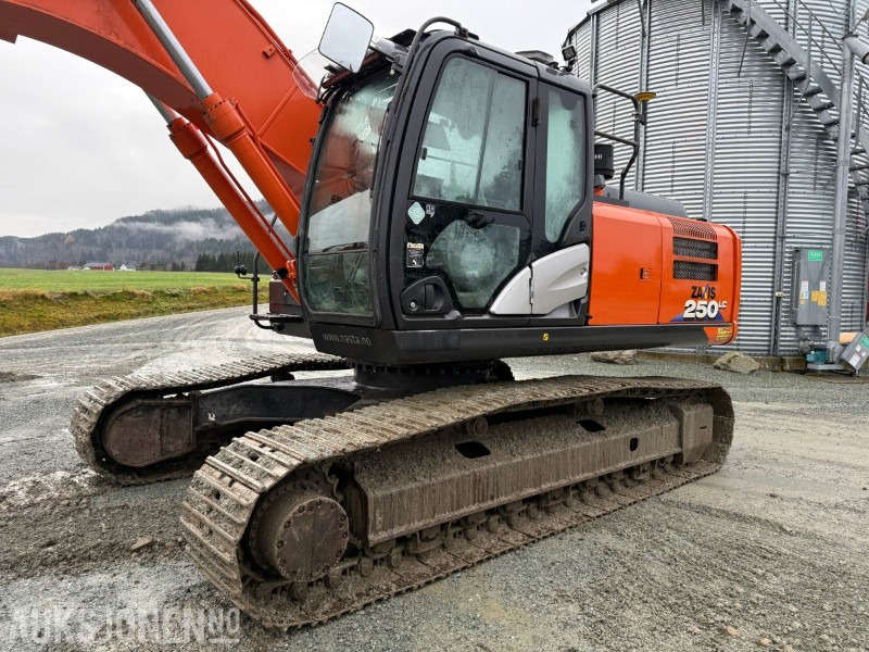 Hitachi ZX250 LC-6 EC223, GPS, Sentralsmøring, 2 skuffer, LED - מחפר: תמונה 2 Hitachi ZX250 LC-6 EC223, GPS, Sentralsmøring, 2 skuffer, LED - מחפר: תמונה 2