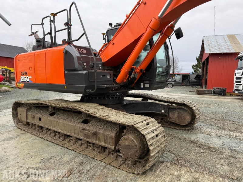 Hitachi ZX250 LC-6 EC223, GPS, Sentralsmøring, 2 skuffer, LED - מחפר: תמונה 4 Hitachi ZX250 LC-6 EC223, GPS, Sentralsmøring, 2 skuffer, LED - מחפר: תמונה 4