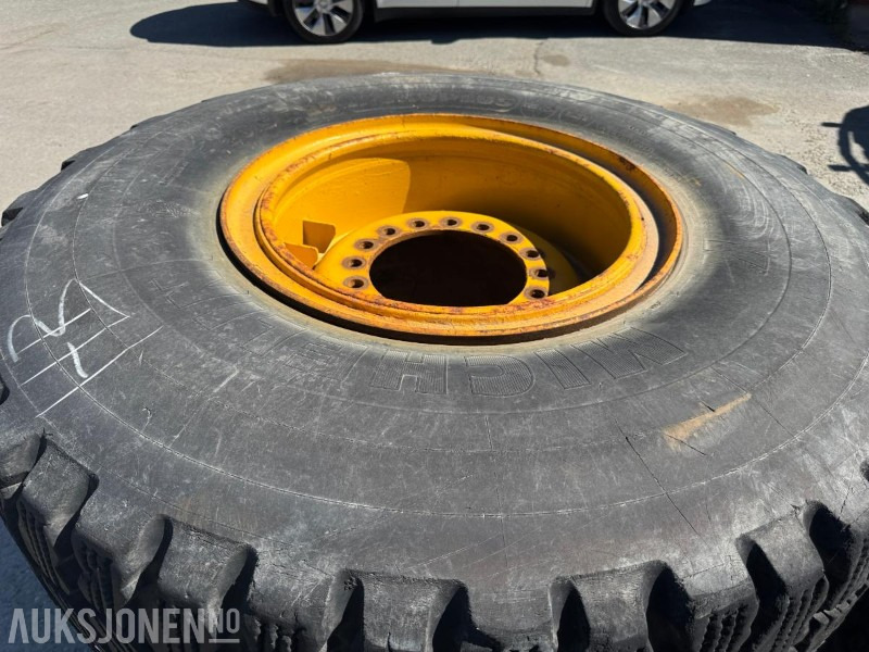 Hjullasterdekk / 20.5R25 / 4 stk - ציוד בנייה: תמונה 4 Hjullasterdekk / 20.5R25 / 4 stk - ציוד בנייה: תמונה 4