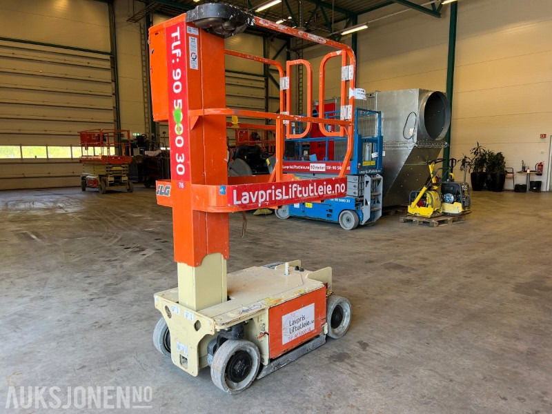 JLG 1230 Mastelift med 3,66m platform høyde - פלטפורמה אווירית: תמונה 1 JLG 1230 Mastelift med 3,66m platform høyde - פלטפורמה אווירית: תמונה 1