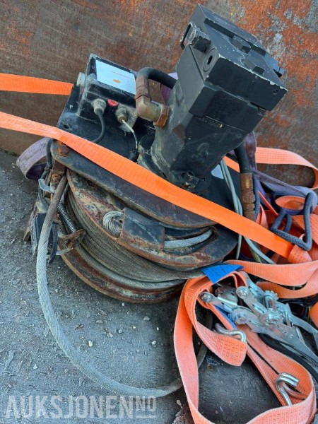 Kranbil Vinsj - ingen minstepris - עגורן: תמונה 1 Kranbil Vinsj - ingen minstepris - עגורן: תמונה 1