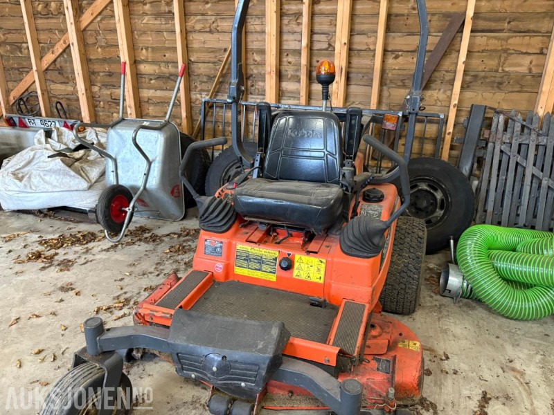 Kubota ZD21 plenklipper - ציוד בנייה: תמונה 1 Kubota ZD21 plenklipper - ציוד בנייה: תמונה 1