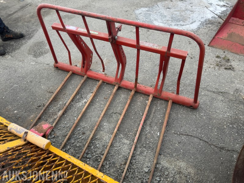 Kverneland silosvans - מכונה חקלאית: תמונה 2 Kverneland silosvans - מכונה חקלאית: תמונה 2