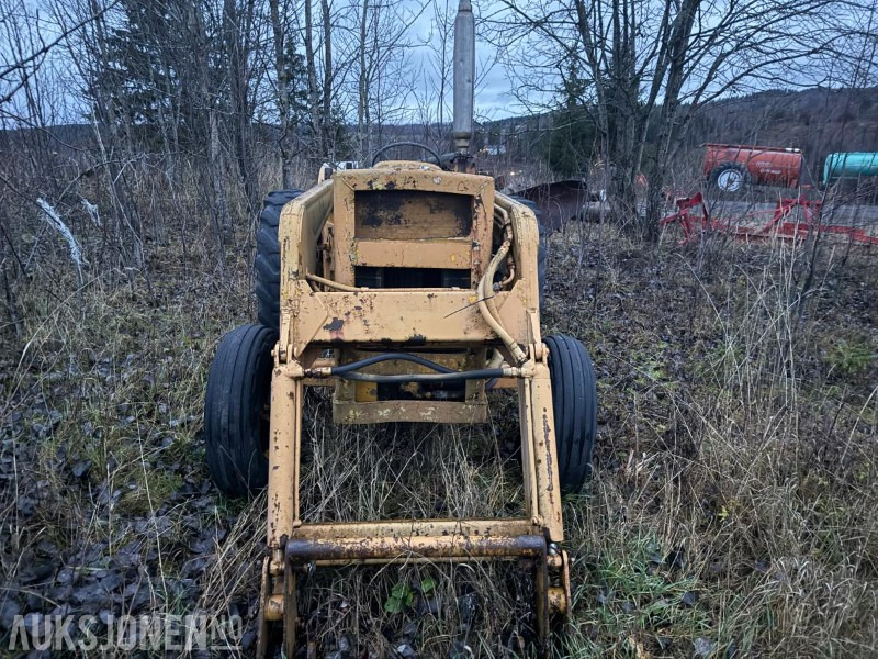 Massey Ferguson 3.165 m/laster - טרקטור חקלאי: תמונה 2 Massey Ferguson 3.165 m/laster - טרקטור חקלאי: תמונה 2