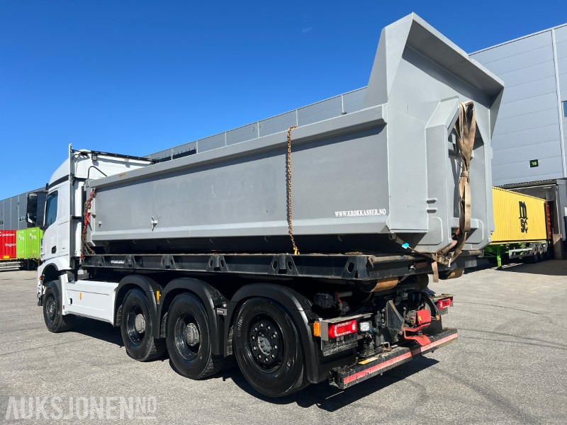 Mercedes-Benz Arocs 3253 Tridem krokbil brøyte rigget - משאית הרמת וו: תמונה 4 Mercedes-Benz Arocs 3253 Tridem krokbil brøyte rigget - משאית הרמת וו: תמונה 4