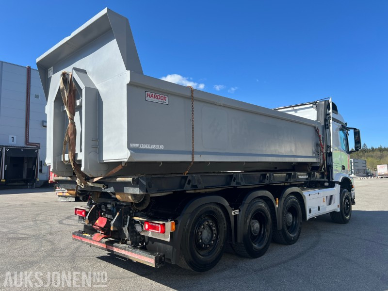 Mercedes-Benz Arocs 3253 Tridem krokbil brøyte rigget - משאית הרמת וו: תמונה 5 Mercedes-Benz Arocs 3253 Tridem krokbil brøyte rigget - משאית הרמת וו: תמונה 5