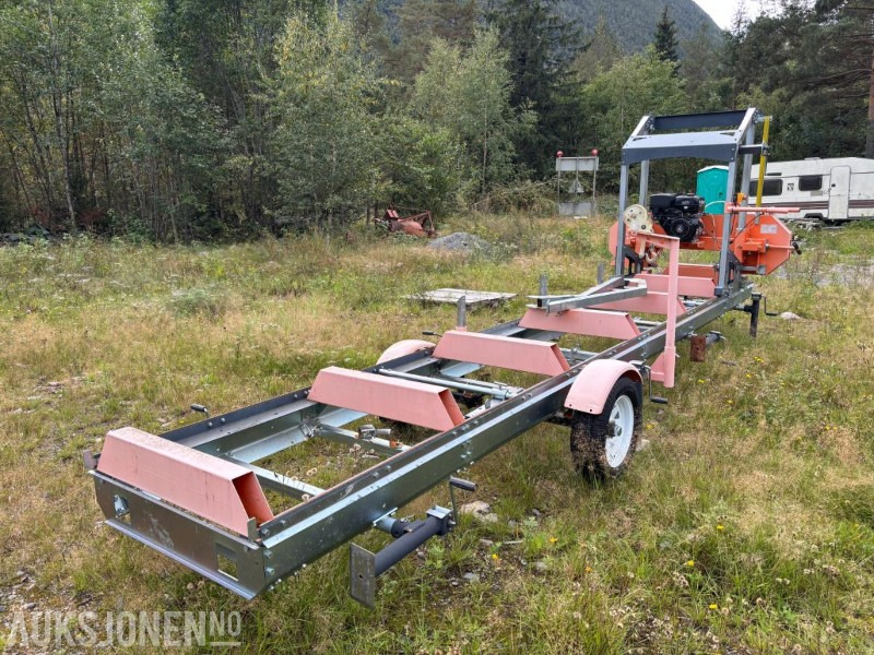 Mobilt sagbruk Timberthunder 15HK - Med 10 nye sagblad - מכונה חקלאית: תמונה 3 Mobilt sagbruk Timberthunder 15HK - Med 10 nye sagblad - מכונה חקלאית: תמונה 3