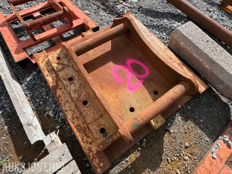 Parkeringsgrind / parkeringsfot for rotortilt/tiltrotator - S70 feste - צרופה עבור מכונת בנייה: תמונה 2 Parkeringsgrind / parkeringsfot for rotortilt/tiltrotator - S70 feste - צרופה עבור מכונת בנייה: תמונה 2