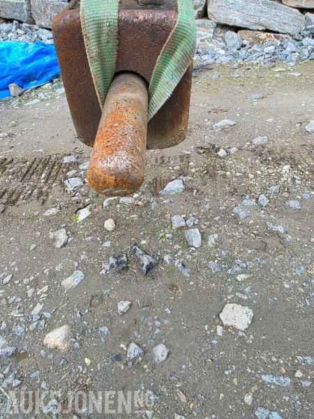 Pigghammer - Montabert 125 SX med s50 feste - ציוד בנייה: תמונה 5 Pigghammer - Montabert 125 SX med s50 feste - ציוד בנייה: תמונה 5