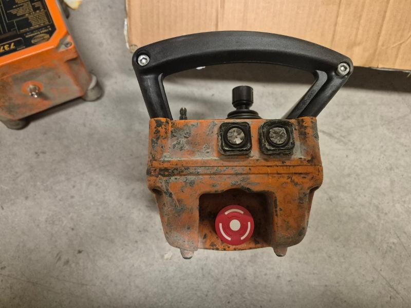 צרופה עבור מכונת בנייה Radiostyring m/Mottaker - Se Bilder For Spesifikasjoner: תמונה 9