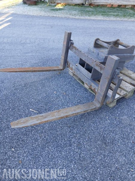 SMP S60 Pallegaffel - צרופה עבור מכונת בנייה: תמונה 1 SMP S60 Pallegaffel - צרופה עבור מכונת בנייה: תמונה 1