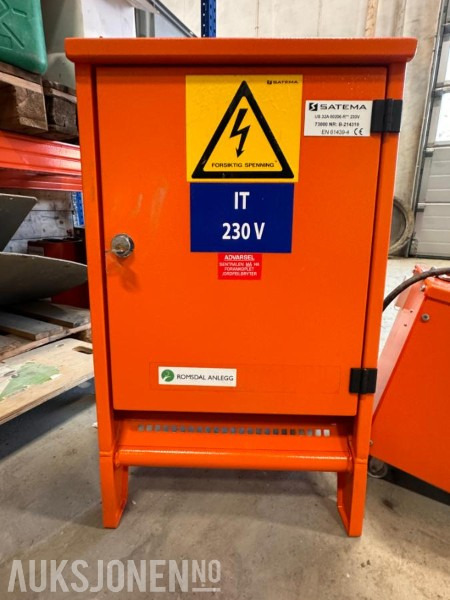 Satema Byggestømsskap 32A 230 V og byggetransformator 10 kvA O-trafo 400/230V + diverse kabler - צרופה עבור מכונת בנייה: תמונה 3 Satema Byggestømsskap 32A 230 V og byggetransformator 10 kvA O-trafo 400/230V + diverse kabler - צרופה עבור מכונת בנייה: תמונה 3
