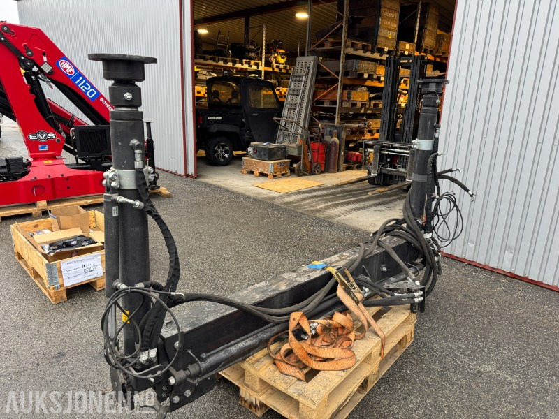 Søttebein til kran - משאית מנוף: תמונה 2 Søttebein til kran - משאית מנוף: תמונה 2