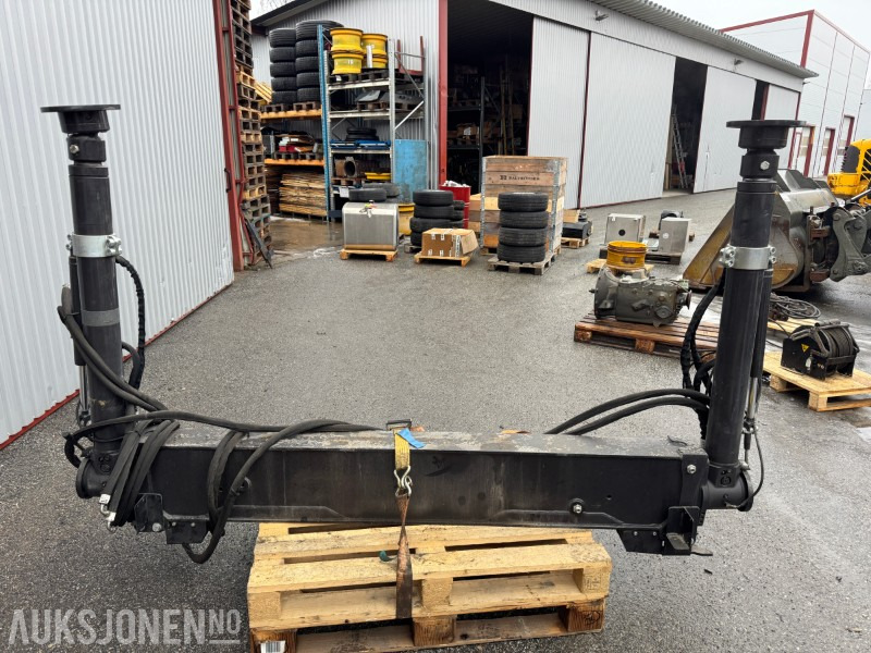 Søttebein til kran - משאית מנוף: תמונה 1 Søttebein til kran - משאית מנוף: תמונה 1