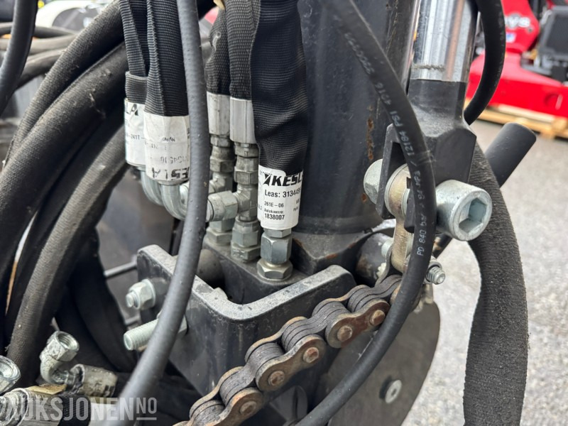 Søttebein til kran - משאית מנוף: תמונה 5 Søttebein til kran - משאית מנוף: תמונה 5