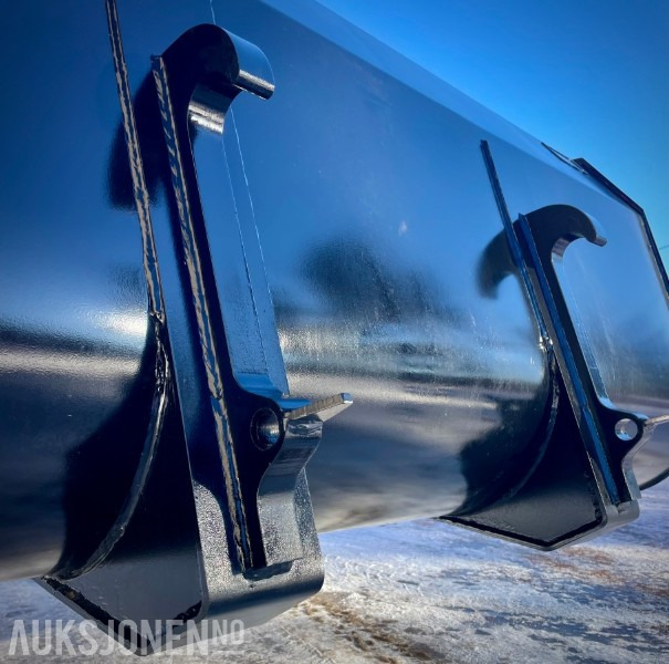 TRAKTORSKUFF 240 CM MED TRIMA/SMS FESTE - מכונה חקלאית: תמונה 3 TRAKTORSKUFF 240 CM MED TRIMA/SMS FESTE - מכונה חקלאית: תמונה 3