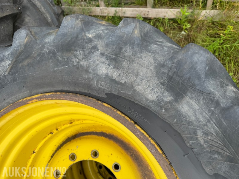 מכונה חקלאית Traktor hjul - dekk Komplett hjulsett Michelin 650/60R38 og 540/60R28: תמונה 13