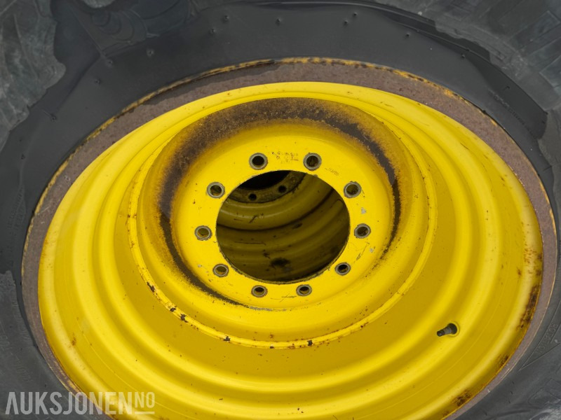 מכונה חקלאית Traktor hjul - dekk Komplett hjulsett Michelin 650/60R38 og 540/60R28: תמונה 11