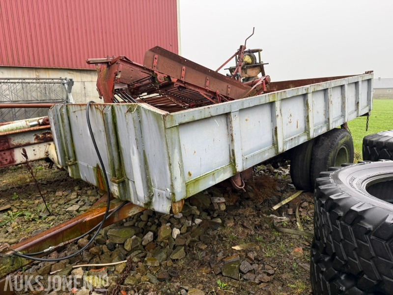 Uregistrert tipphenger til traktor – kraftig bygget - מכונה חקלאית: תמונה 1 Uregistrert tipphenger til traktor – kraftig bygget - מכונה חקלאית: תמונה 1