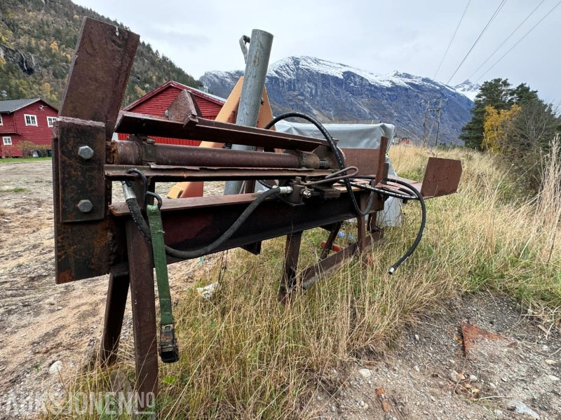 Vedkløyver Dobbeltvirkende - med Triangelfeste - מכונה חקלאית: תמונה 2 Vedkløyver Dobbeltvirkende - med Triangelfeste - מכונה חקלאית: תמונה 2