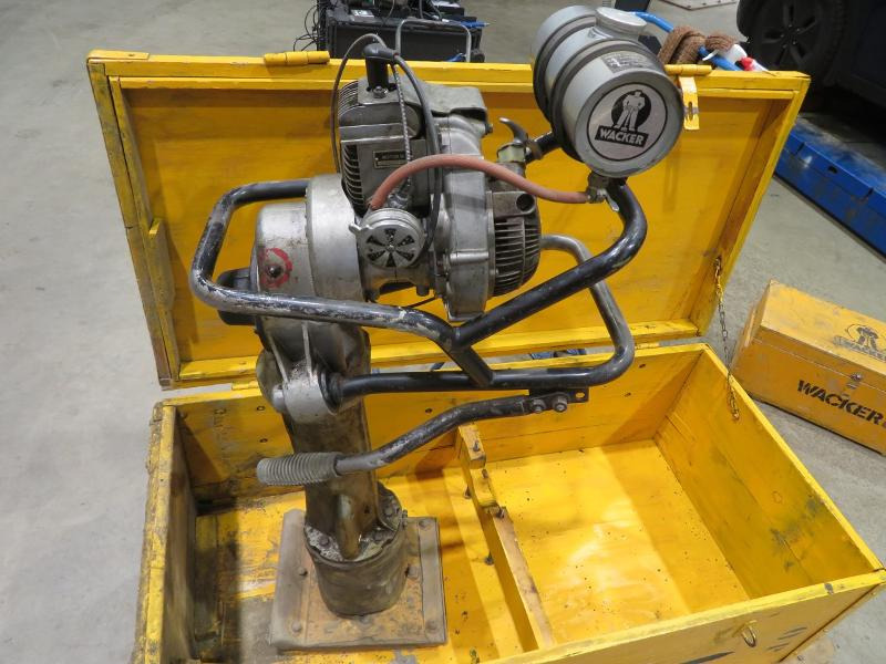 Wacker BS 50K bensindrevet jordstamper i original kasse - צרופה עבור מכונת בנייה: תמונה 5 Wacker BS 50K bensindrevet jordstamper i original kasse - צרופה עבור מכונת בנייה: תמונה 5