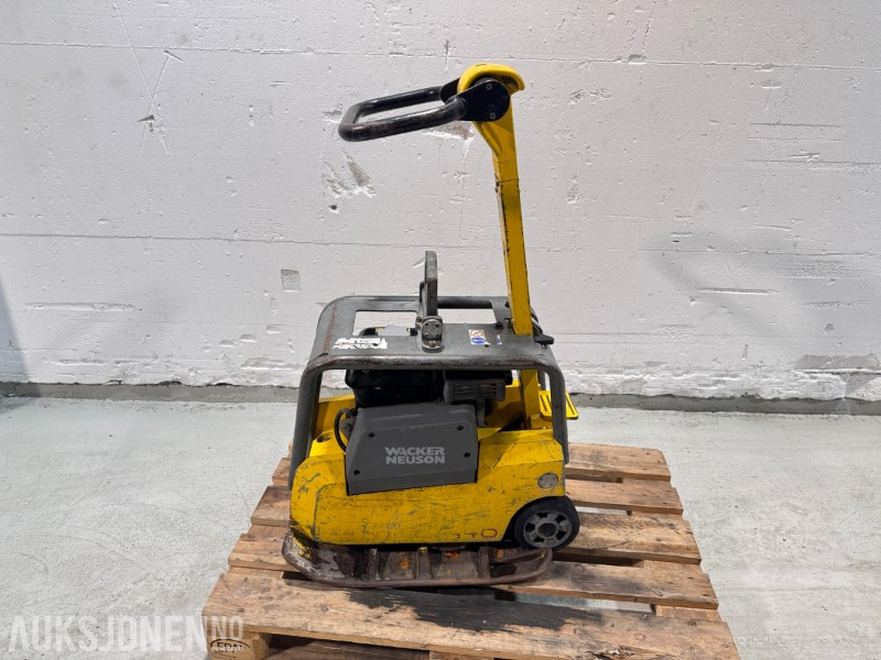 Wacker Neuson BPU2540A vibroplate / 145kg - רולר: תמונה 1 Wacker Neuson BPU2540A vibroplate / 145kg - רולר: תמונה 1