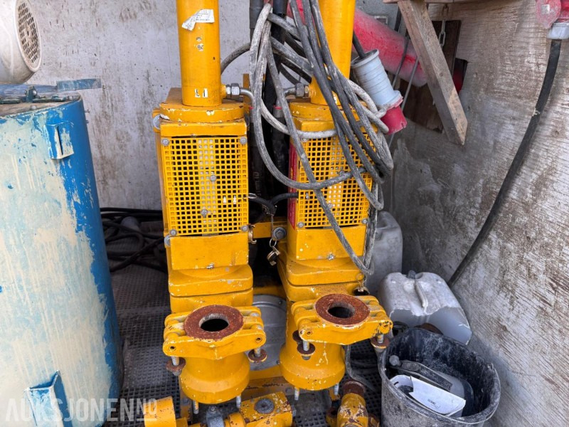 Komplett grout/gyse og blandesystem montert i fot container - ציוד בנייה: תמונה 3 Komplett grout/gyse og blandesystem montert i fot container - ציוד בנייה: תמונה 3