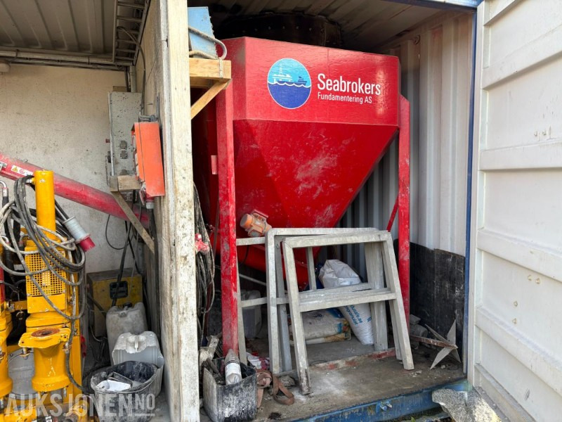 Komplett grout/gyse og blandesystem montert i fot container - ציוד בנייה: תמונה 4 Komplett grout/gyse og blandesystem montert i fot container - ציוד בנייה: תמונה 4