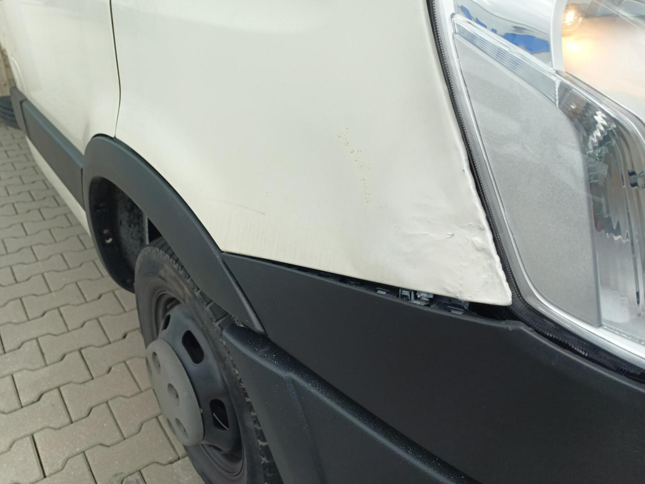 IVECO Daily 35C15 3,0l - כלי רכב מסחרי עם תיבה: תמונה 3 IVECO Daily 35C15 3,0l - כלי רכב מסחרי עם תיבה: תמונה 3