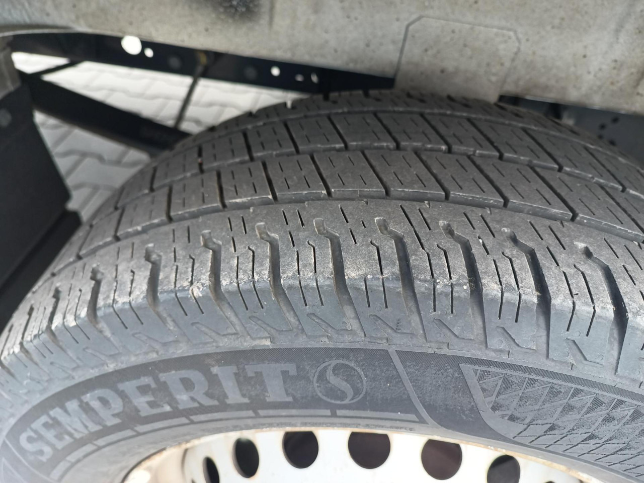 IVECO Daily 35S16A8V - כלי רכב מסחרי עם לוח: תמונה 4 IVECO Daily 35S16A8V - כלי רכב מסחרי עם לוח: תמונה 4