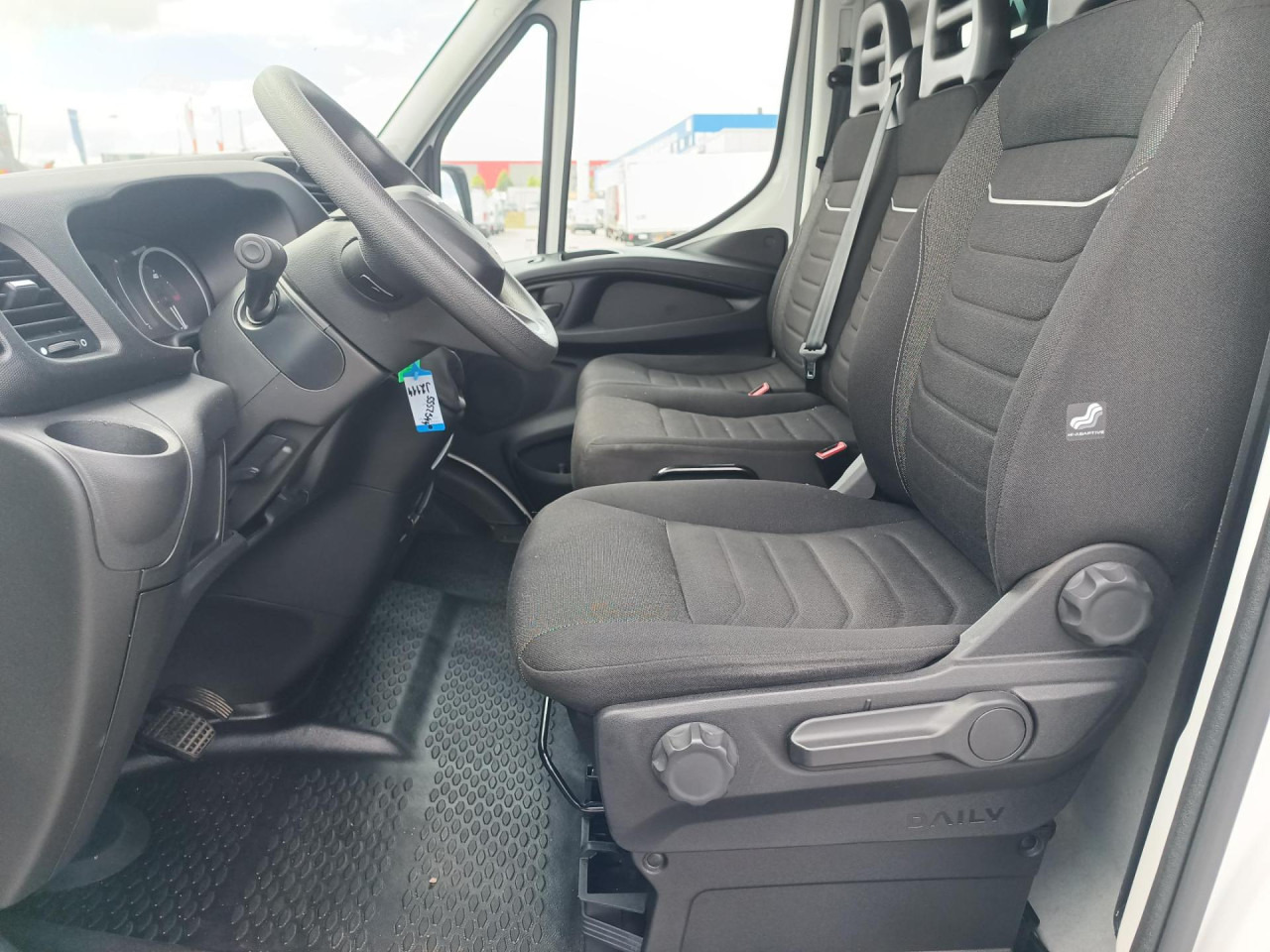 IVECO Daily 35S16A8V - כלי רכב מסחרי עם לוח: תמונה 5 IVECO Daily 35S16A8V - כלי רכב מסחרי עם לוח: תמונה 5