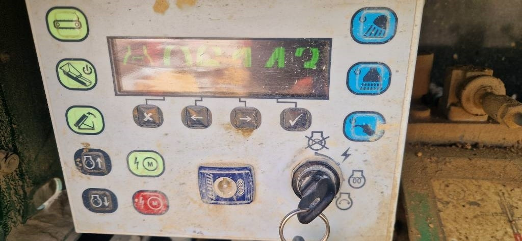 משקף McCloskey S130 3D: תמונה 9