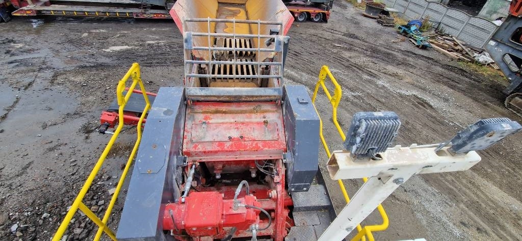מגרסה ניידת Sandvik QJ 241: תמונה 19