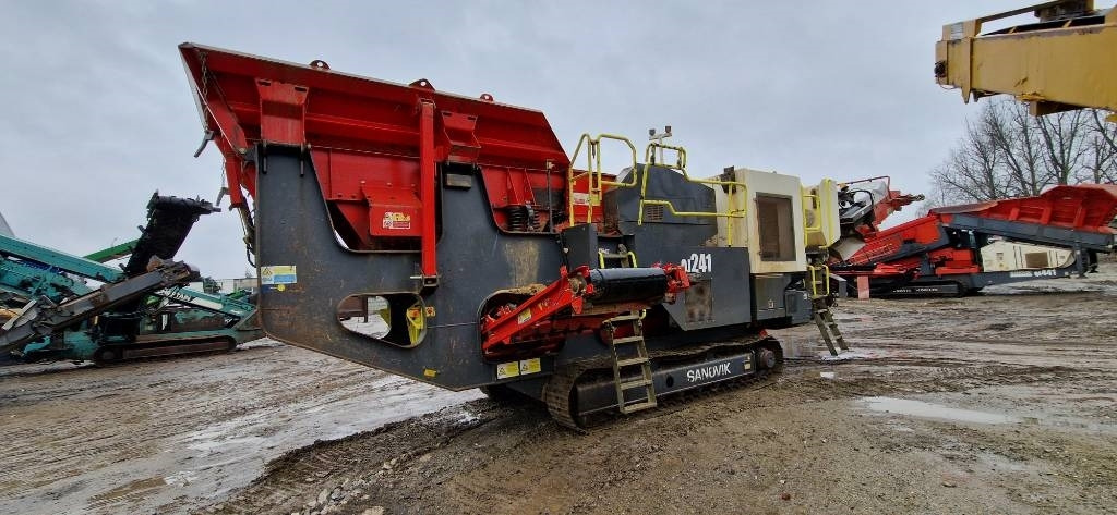 Sandvik QJ 241 - מגרסה ניידת: תמונה 5 Sandvik QJ 241 - מגרסה ניידת: תמונה 5