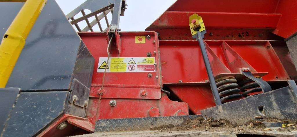 מגרסה ניידת Sandvik QJ 241: תמונה 21