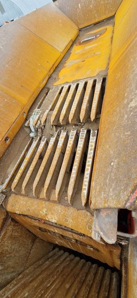 מגרסה ניידת Sandvik QJ 241: תמונה 16