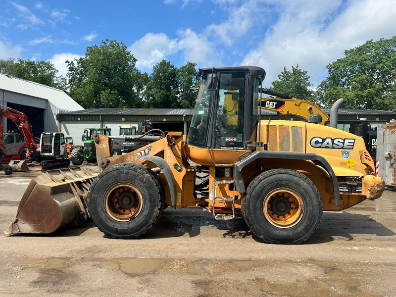 Case 621 F - מעמיס גלגלים: תמונה 2 Case 621 F - מעמיס גלגלים: תמונה 2