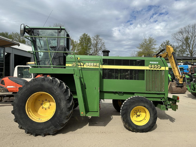 John Deere 6650 FOR PARTS - מקצרת מספוא: תמונה 2 John Deere 6650 FOR PARTS - מקצרת מספוא: תמונה 2